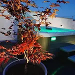 Apartamento One Bedroom *