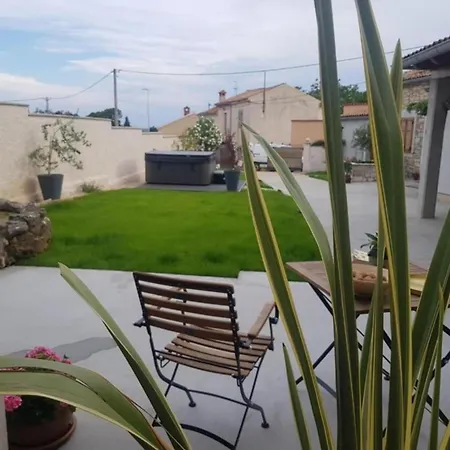 One Bedroom Daire *