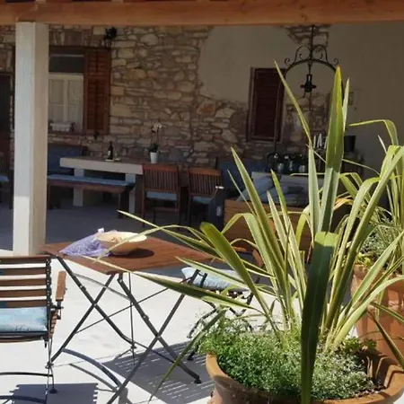 One Bedroom Appartement